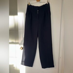 Aritzia Effortless Pant in Black